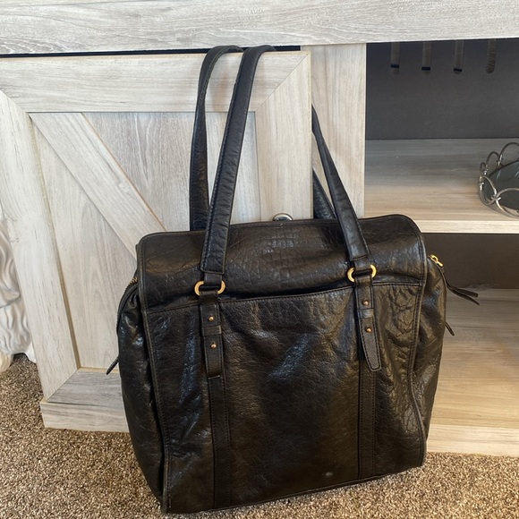 T Tahari Genuine Leather Handbag Purse Satchel Large Tote Black Gold Accents - Picture 8 of 16